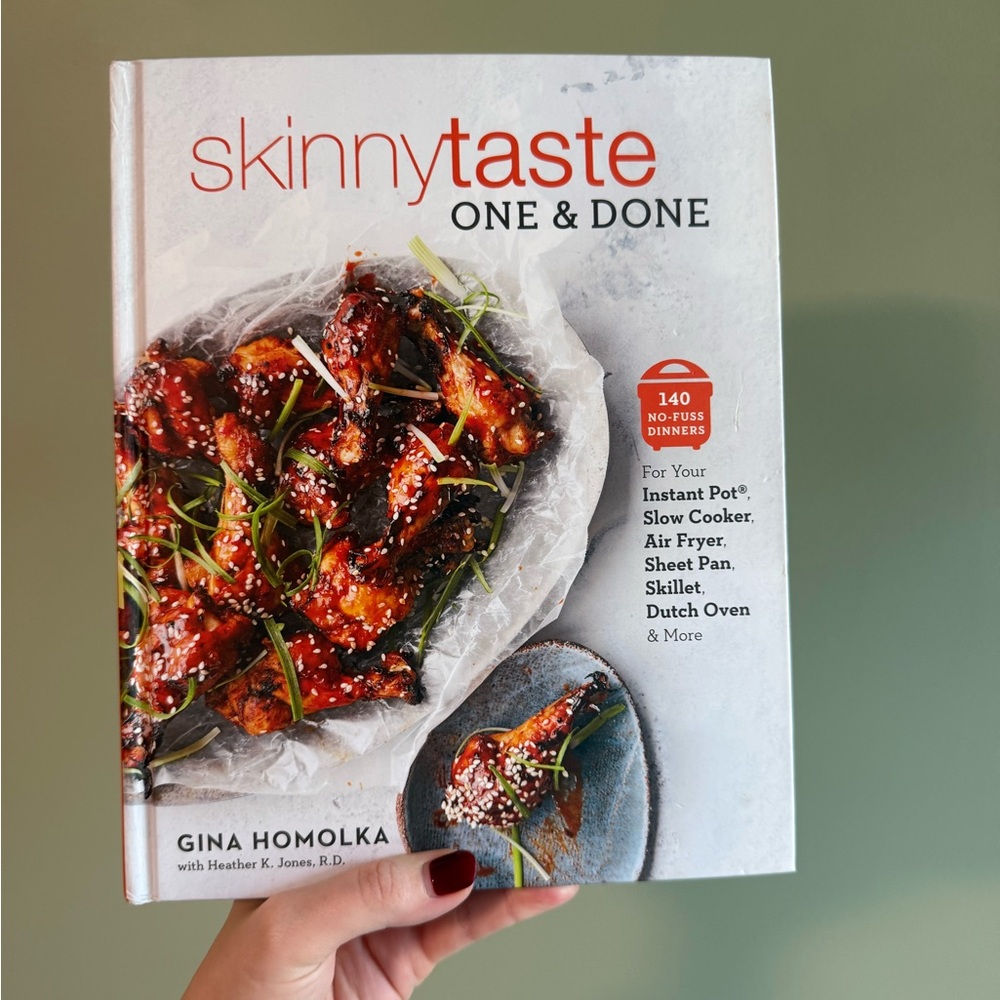 Skinnytaste One and Done: A Cookbook
by Gina Homolka and Heather K. Jones
